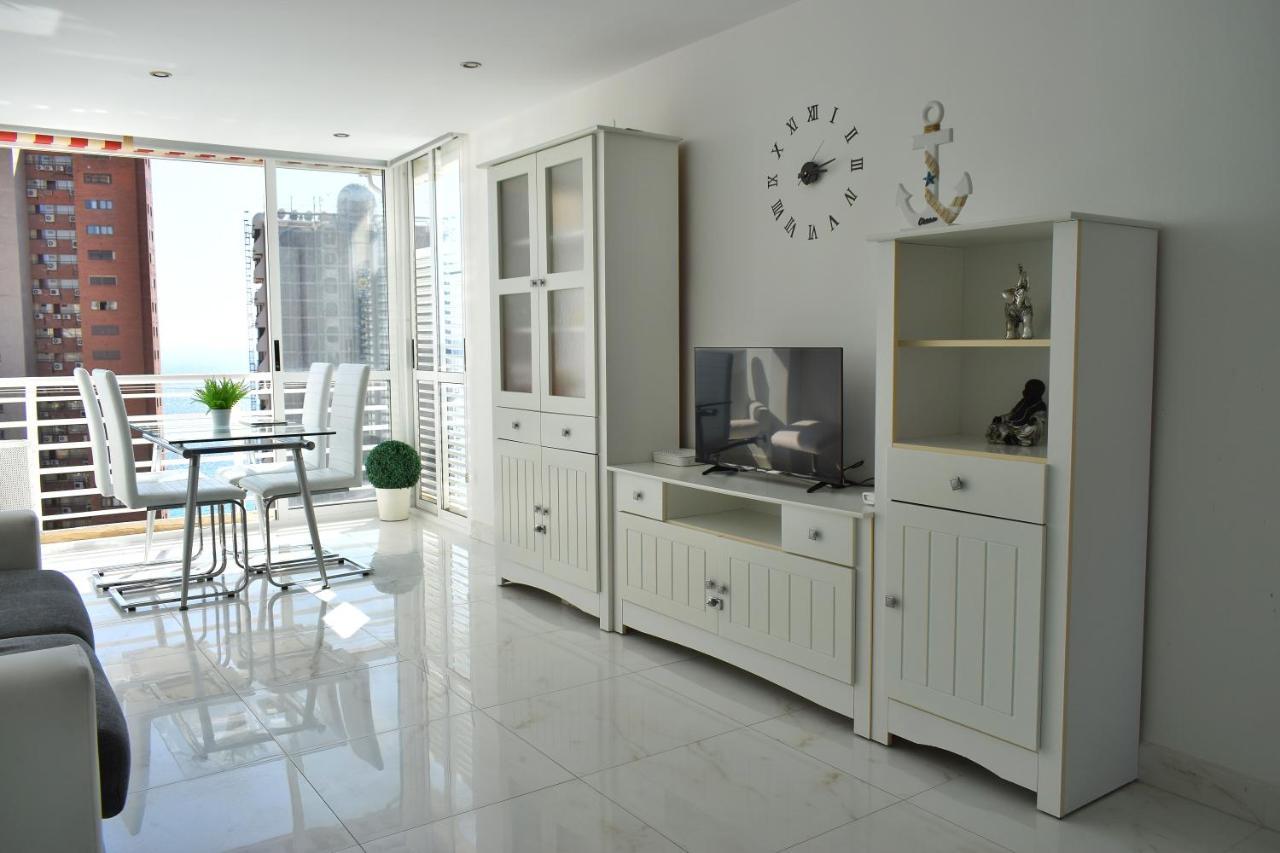 Los Caballos Vip Playa Levante Benidorm Extérieur photo