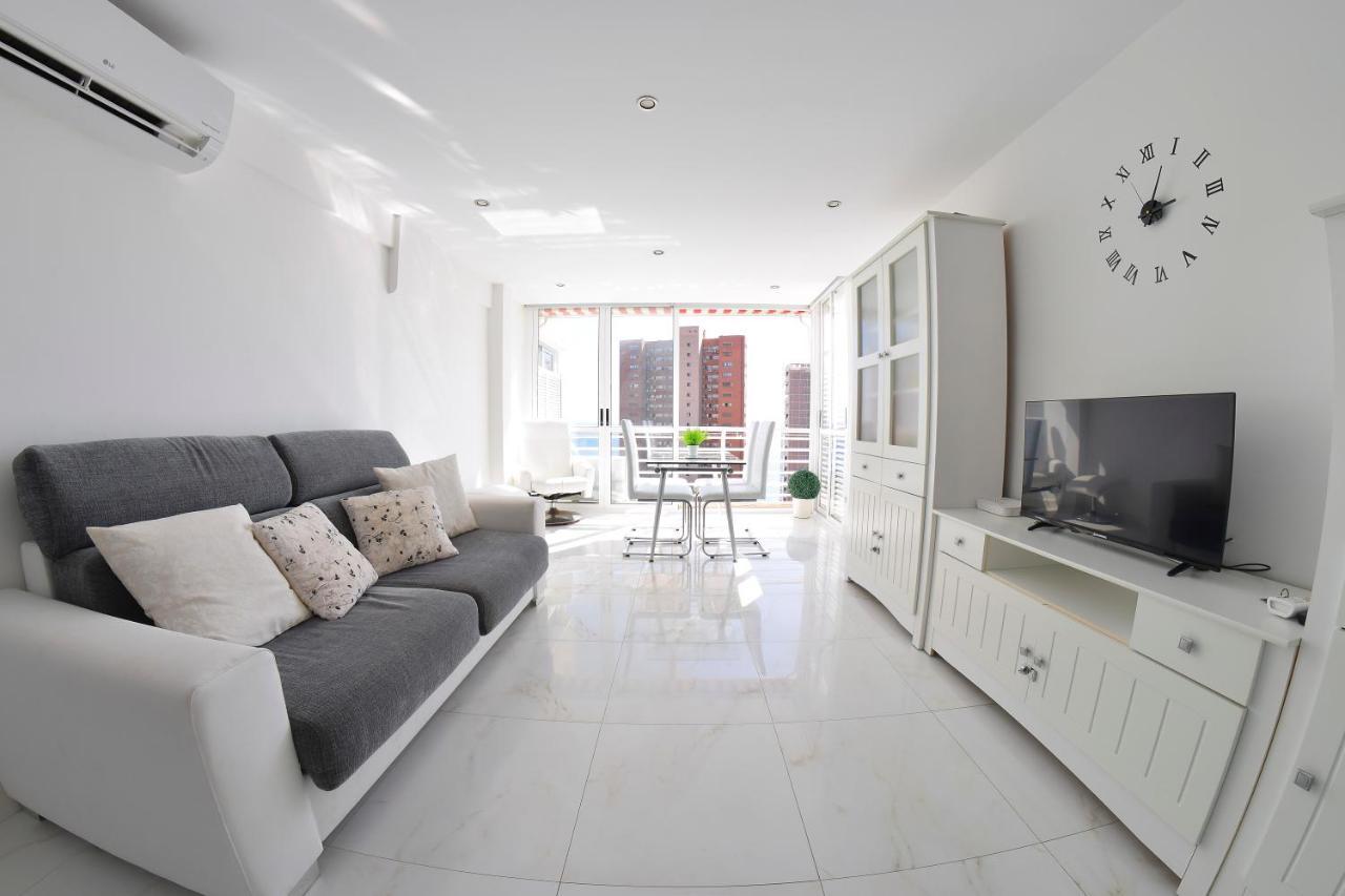 Los Caballos Vip Playa Levante Benidorm Extérieur photo