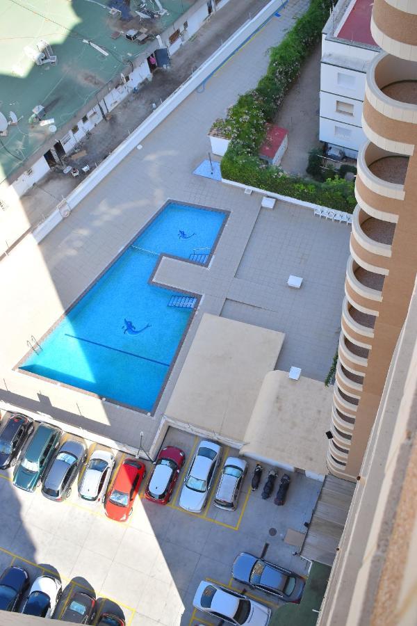 Los Caballos Vip Playa Levante Benidorm Extérieur photo